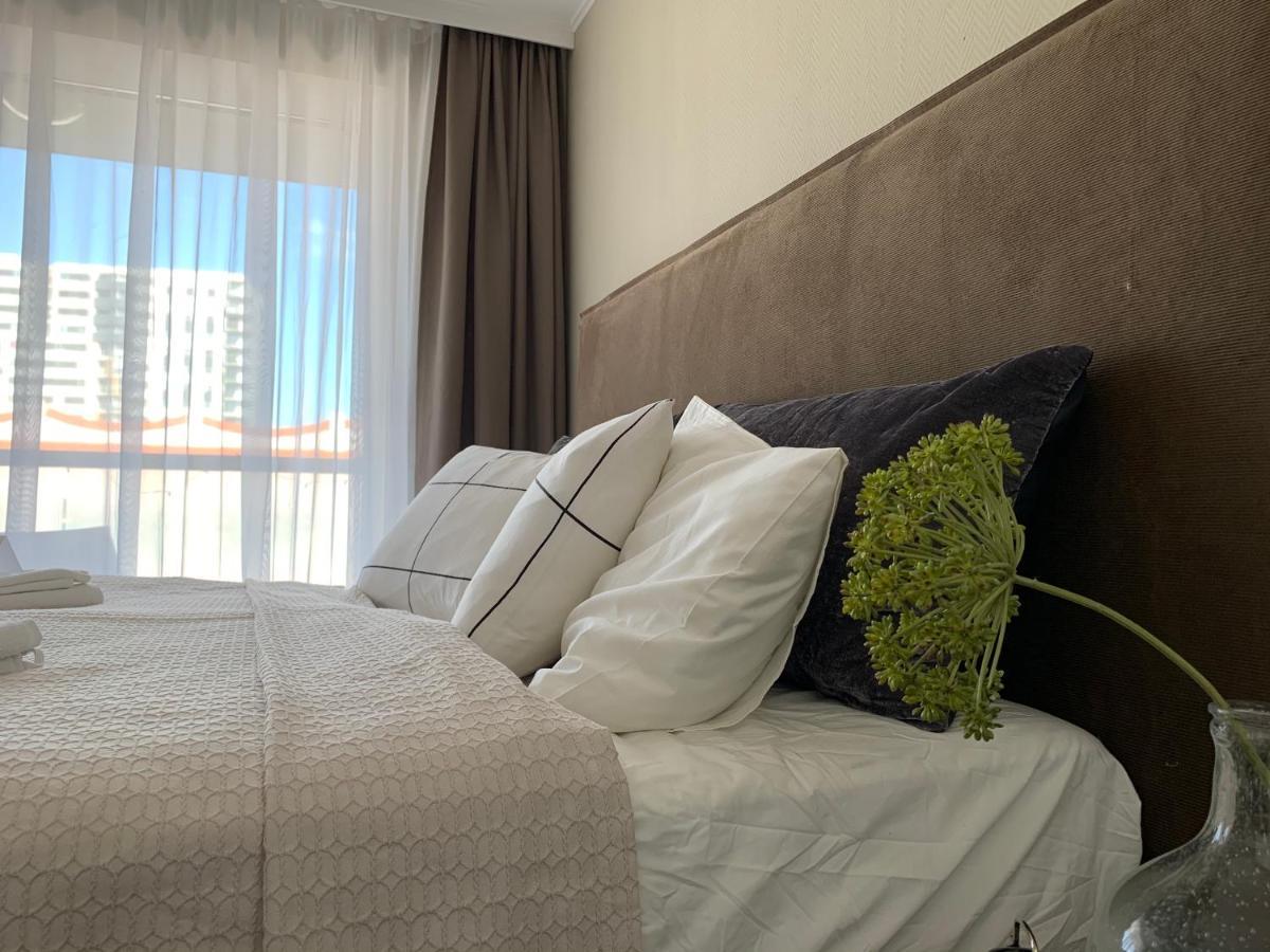 Central Point By Zoom Apartments Μπρατισλάβα Εξωτερικό φωτογραφία